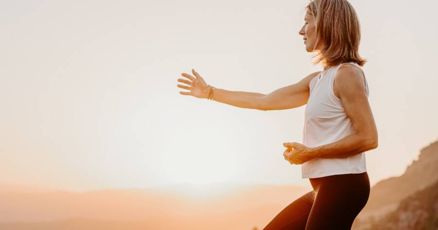 A Beginner’s Guide to Tai Chi Walking for Stress Relief